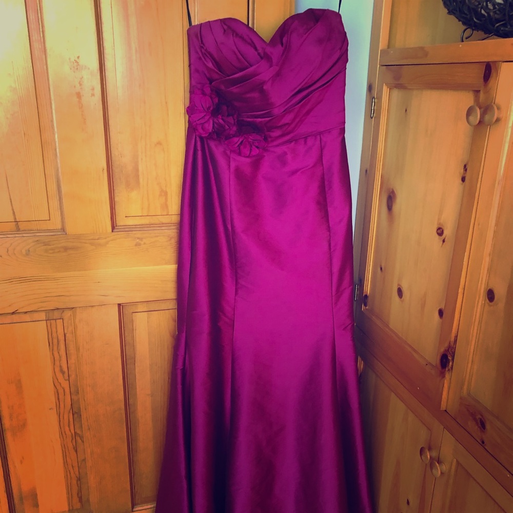 Strapless bridesmaids/prom mermaid dress